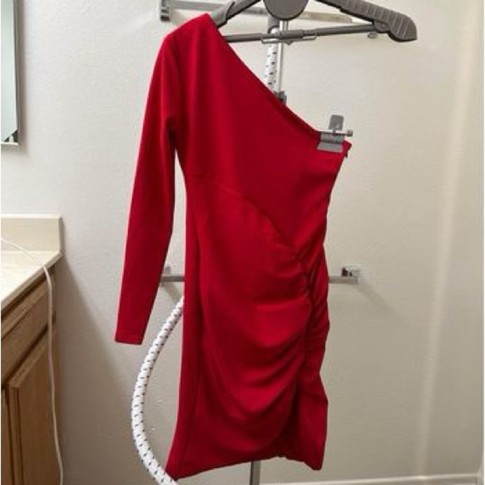NWT Club L London Red One Shoulder Ruched Side Mini Dress Size 4